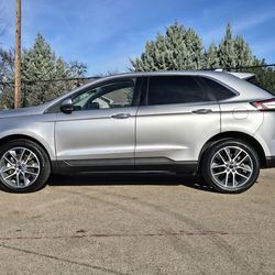 2017 Ford Edge