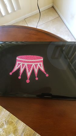 HP laptop in great condition needs a new battery it's been wiped clean