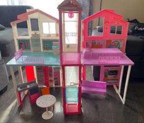 Dollhouse