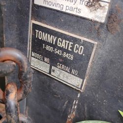 Tommy Lift Gate