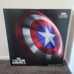 Captain America Shield ( Marvel Legends Series)