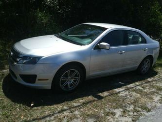 Ford Fusion Silver 2010 SE
