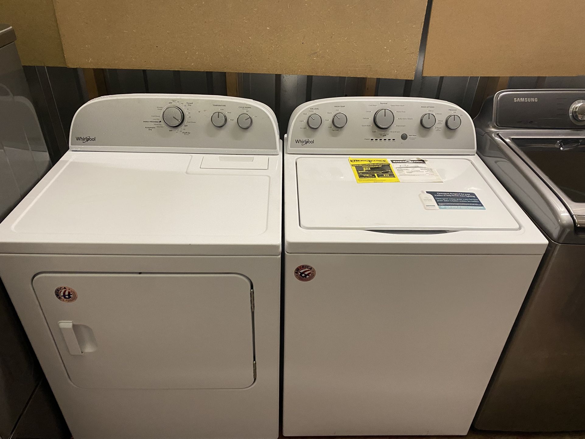 Whirlpool Washer and Dryer Set