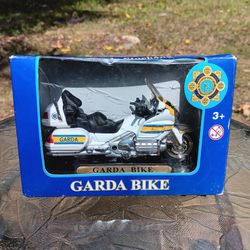 Garda Siochana Ireland Police Motorcycle