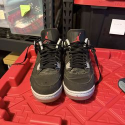 Jordan 4 Bred - Golf Shoes