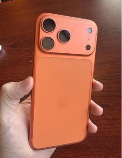 NEW - Apple iPhone 17 Pro Max - 2TB  (UNLOCKED) (Excellent). :+