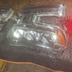2019 - 23  Chevy Silverado Headlights 
