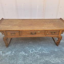 Alter/Offering Table