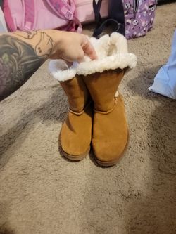 Womens Shoes