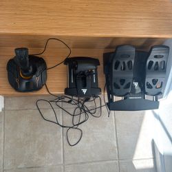 T.16000M  Thrustmaster FCS Flight pack (NEW, Never Used, Box Is Worn But Only Cosmetic)