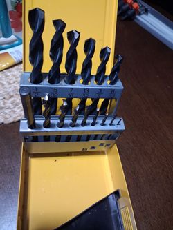 Brand new dewalt titanium drill bits