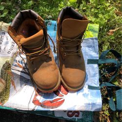 Timberland Hiking Boots Size 4.5 