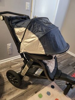 Chicco Activ3 Jogging Stroller
