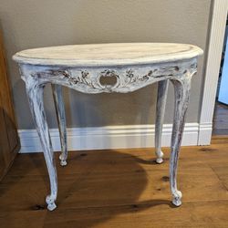  End Table / Side Table / Entry Table Shabby Chic