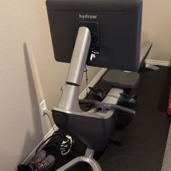 Hydrow Rower Machine With Mat