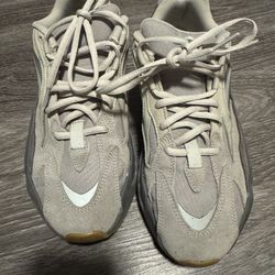 Yeezy Boost 700 V2 “ Tephra” 