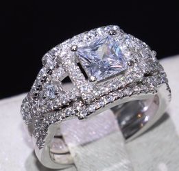 New 18 k white gold wedding ring set engagement ring