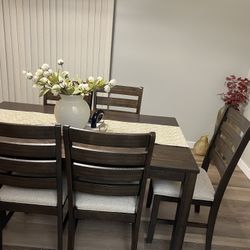Rokane Dining Table and 6 Chairs
