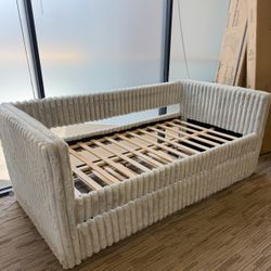 New Day Bed Twin Size