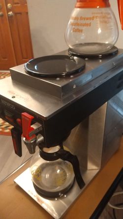 Commercial auto coffee brewer