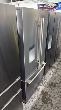 KitchenAid French Door Refrigerator with Water and Ice