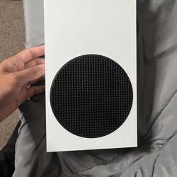 Xbox Series S 500gb Comes With No Controller 