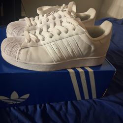 Womens adidas super star 2 - size 10 white
