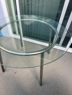 Round Glass Dining Table