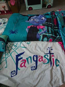 Vampirina bedding set with a sleeping bag