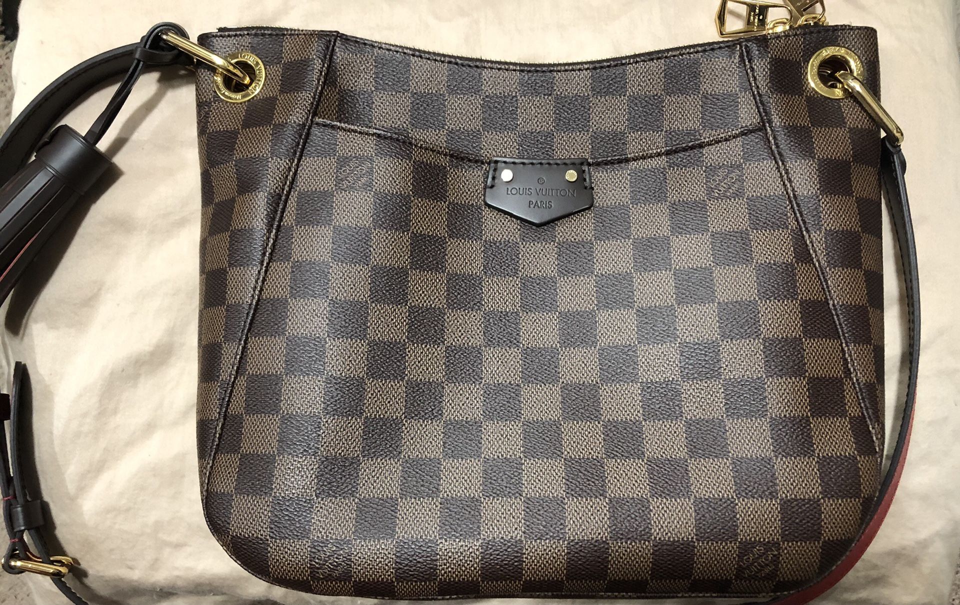 LOUIS VUITTON South Bank Besace Damier Ebene Crossbody Bag Brown