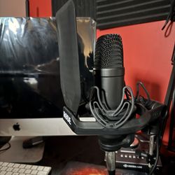 Rode Nt1 5th Generation Condenser Microphone 