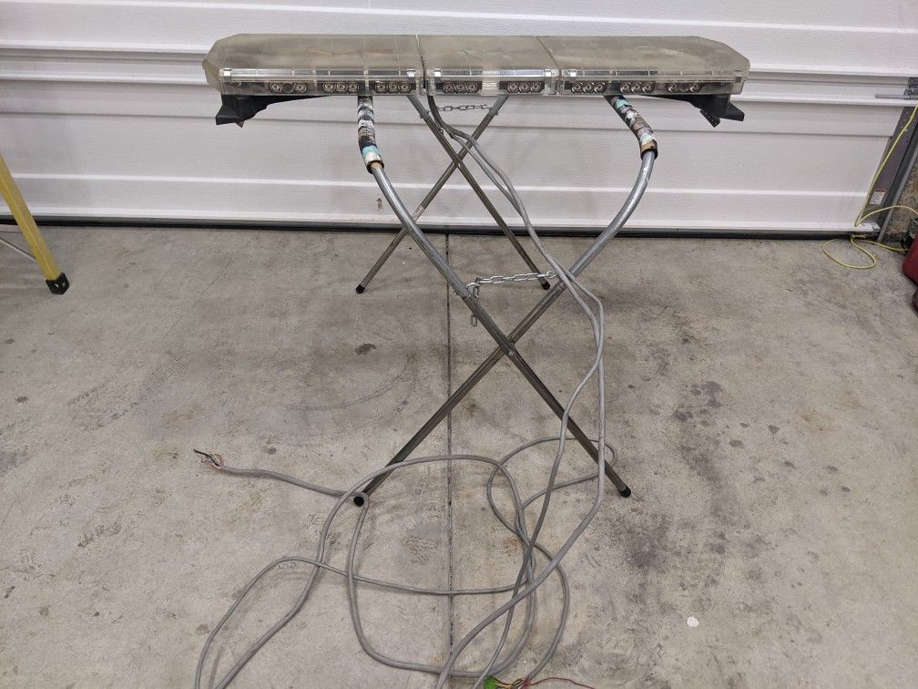 Code 3 LedX 2100 Amber Lights Bar With Arrowstik