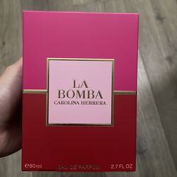 La bomba Perfume