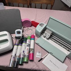 Cricut Explore air 2, Cricut Easy Press & Cricut Easy Press Mini