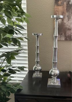 Set of 2 Silver Pillar Candle Holders