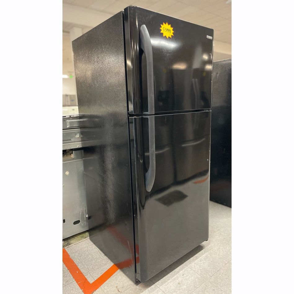 Kenmore 30” Black Top And Bottom Refrigerator In Excellent Conditions With 4 Months Warranty 