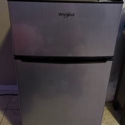 Mini Fridge, Has A Freezer And Fridge It’s In Good Shape For $150