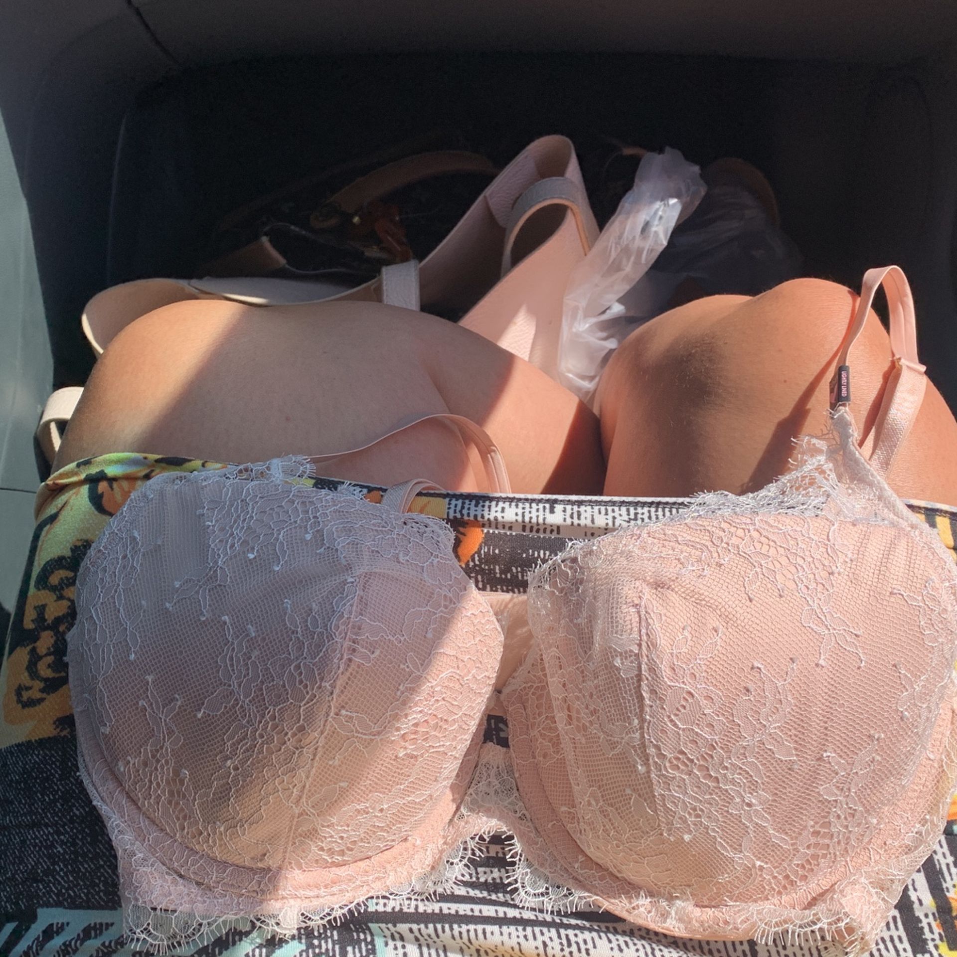 Victoria Secret Bras 36d And Size L for Sale in Bonita, CA - OfferUp