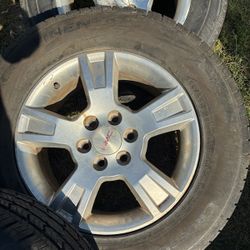  255/65/R18 GMC TIRES 