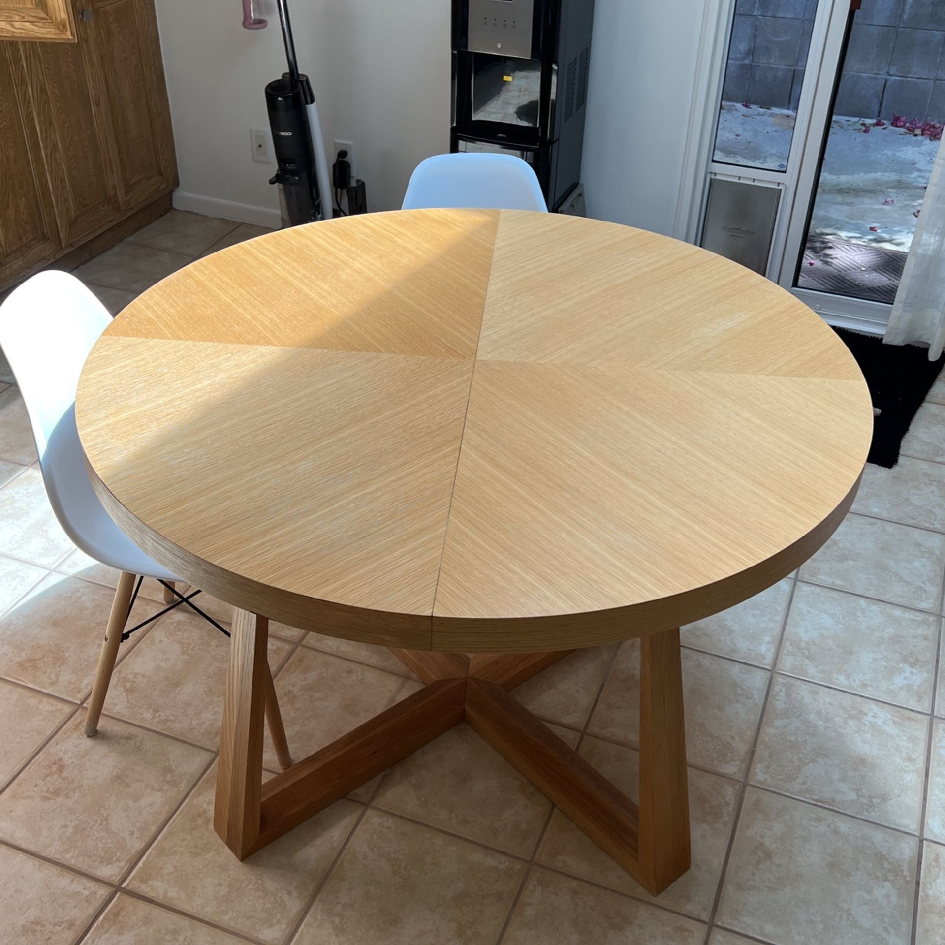 Beautiful Round Wood Table