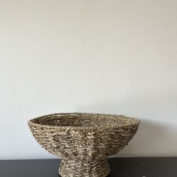 MadeTerra Natural Wicker Pedestal Bowl and Tray