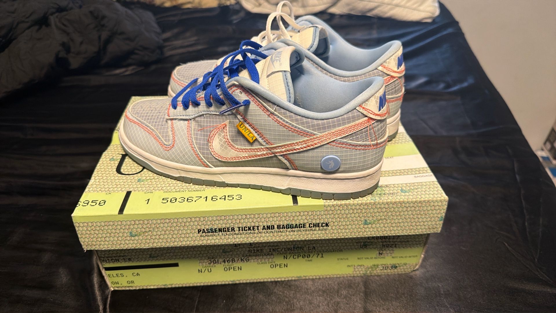 Nike Dunks size 8.5