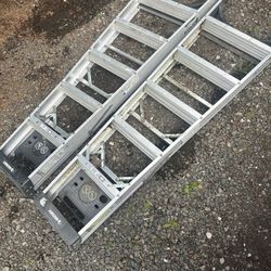 2 Husky Ladders