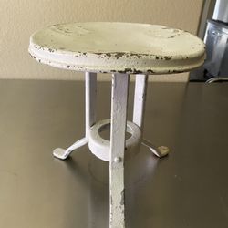 SMALL METAL  MILKING STOOL. GREAT FOR PLANTS  $22.oo   