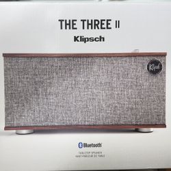 Klipsch Heritage Wireless The Three II Tabletop Stereo in Walnut  Brand NEW – SEALED