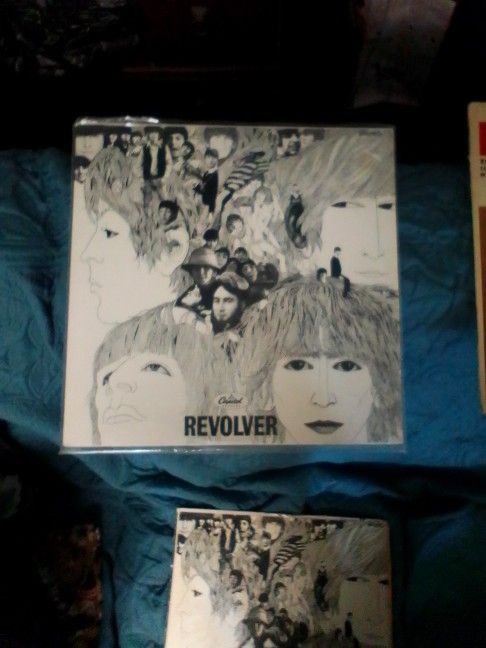 Classic Capital Records ; REVOLVER 