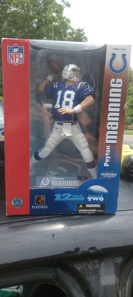 LARGE PAYTON MANNING SPORTS MEMORABILIA