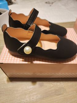 Big Pearl Black Dress Girls Shoes
