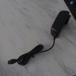 AC ADAPTER