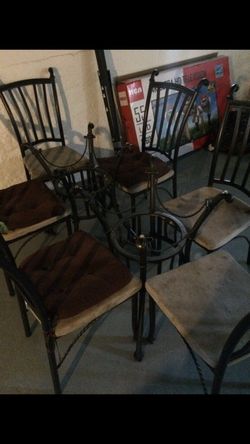 6 Seat Dining Room Glass Table